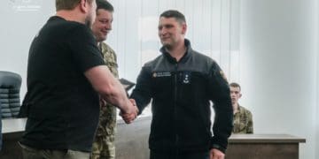 На базі Тернопільського коледжу перша група рятувальників завершила короткострокові курси по керуванню дронами