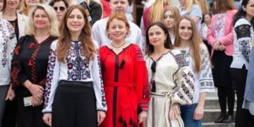 В Тернопільській військовій адміністрації відзначили День вишиванки