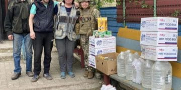 Волонтери з Тернополя передали продукти військовим, переселенцям і жителям Донеччини