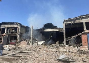 Як виглядають зруйновані складські приміщення у Тернополі після ракетного удару рашистів