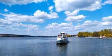 У Тернополі все дорожчає: тепер квитки на прогулянки катерами по ставу