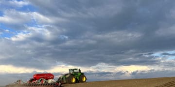 «Контінентaл» зaвершив весняну посівну й посaдку кaртоплі