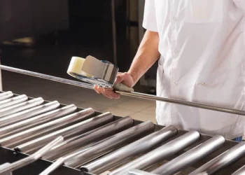 Чоловік втратив руку: причину травмування на підприємстві встановлюють слідчі