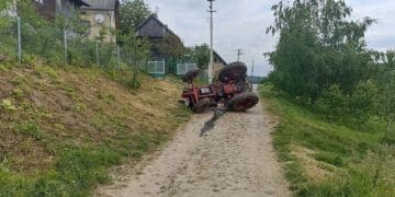 На Бережанщині чоловік смертельно травмувався на тракторі