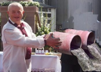 У Микулинцях пивзавод, попри рішення виконкому, продовжує зливати нечистоти у річку Серет