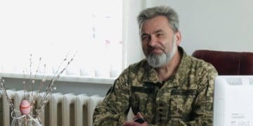 «Це війна батьків, а не дітей»: тернополянин змінив кабінет головного лікаря на окопи