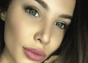 Змінити зовнішність допоможуть контакті лінзи