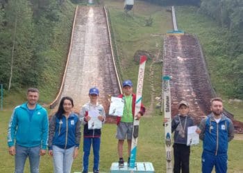 Чемпіонат України з лижного двоборства пам’яті загиблих захисників України відбувся у Кременці