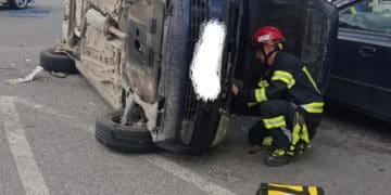 Рятувальники діставали водія в результаті ДТП на Збаражчині