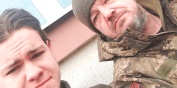 Майже рік на війні боронять Україну батько і син з Тернопільщини