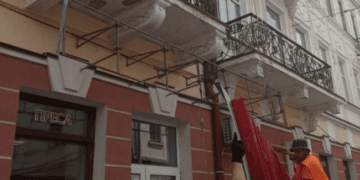 У Тернополі без вивіски залишили відому книгарню