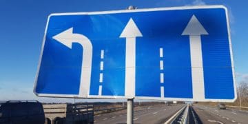 Тернополяни ігнорують правила дорожнього руху на центральному перехресті