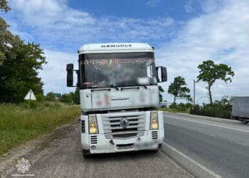 На Тернопільщині зупинили водія вантажівки із чужими документами