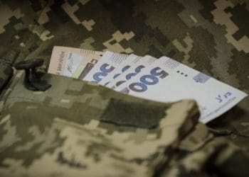 У Тернополі щомісячну доплату отримуватимуть військові, які мають інвалідність через війну