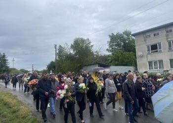 Із хлопцем, який загинув під колесами поїзда на Львівщині, попрощались у Великогаївській громаді