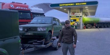 «Українська команда» Тернопільщини допомогла транспортувати зі сходу військовий позашляховик