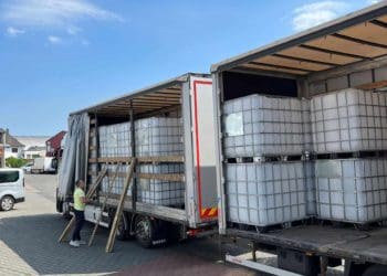 Тернопільщина відправила 48 ємностей для води на Херсонщину