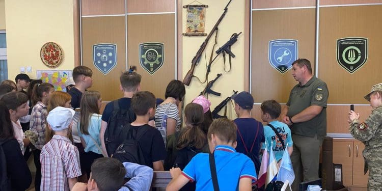 Школярі з Байковець відідали Тернопільський коледж