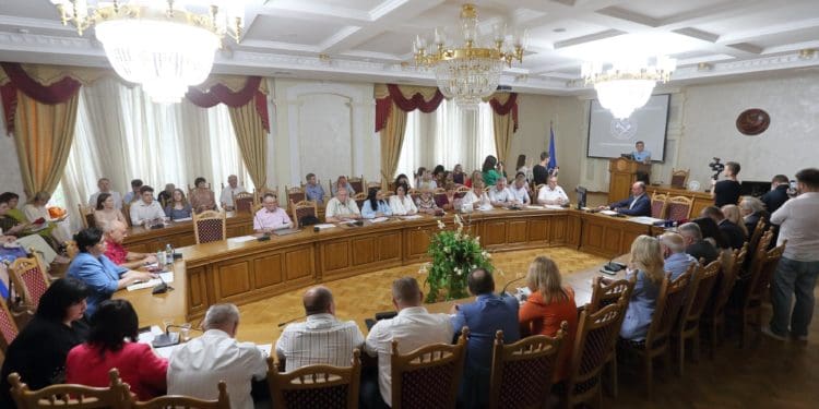 Між ЗУНУ та Тернопільською облрадою підписано договір про співпрацю