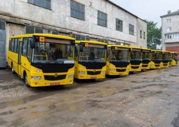 Понад 20 автобусів поповнять шкільний автопарк на Тернопільщині