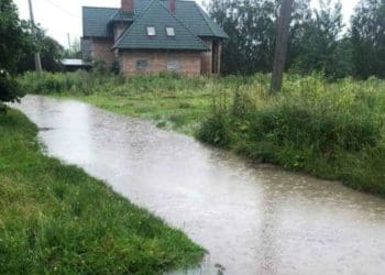 На Тернопільщині затопило місто під час негоди