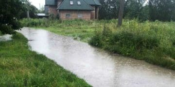 На Тернопільщині затопило місто під час негоди