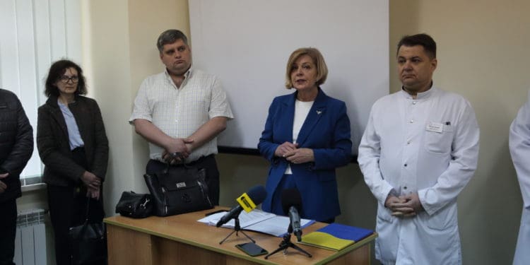 “Перинатальний центр – бренд Тернополя”: медики установи виступили проти об’єднання з дитячою лікарнею