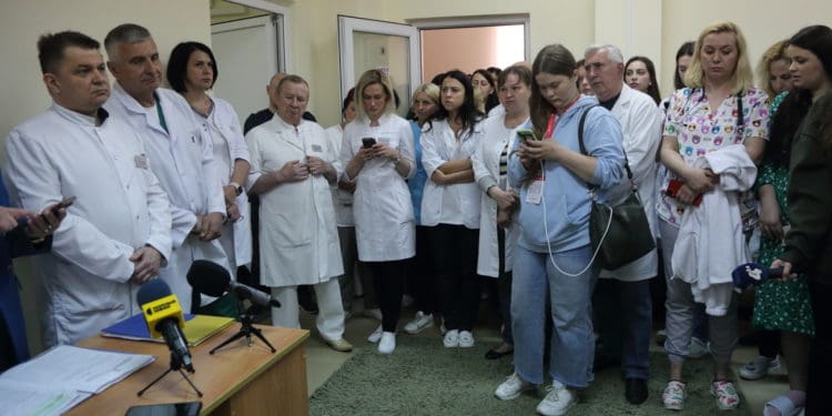 “Перинатальний центр – бренд Тернополя”: медики установи виступили проти об’єднання з дитячою лікарнею