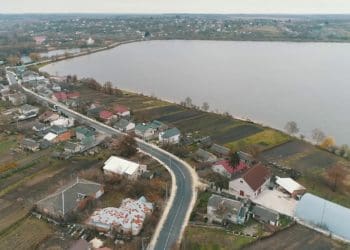 Тернопільшина туристична: Залізці – містечко з минувшиною, мальовничою природою і раєм для рибалок