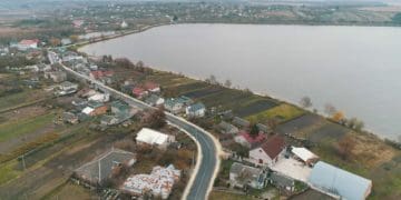 Тернопільшина туристична: Залізці – містечко з минувшиною, мальовничою природою і раєм для рибалок