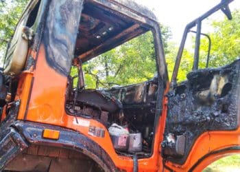 Вантажівку рятували від вогню у Чортківському районі (Фото)