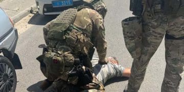 Автомати, пістолети, набої: житель Козівської громади налагодив продаж зброї в області