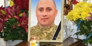 Із захисником України Юрієм Кожушком попрощалися у Бучацькій громаді