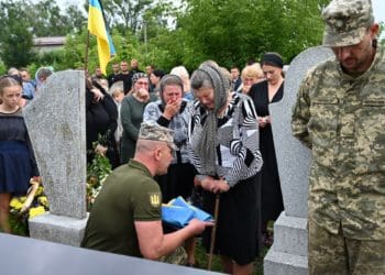 Із загиблим солдатом Андрієм Іванцем попрощались у Лановецькій громаді