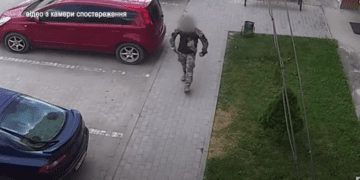 Вже судимий тернополянин пошкодив ножем кілька припаркованих автівок (Відео)