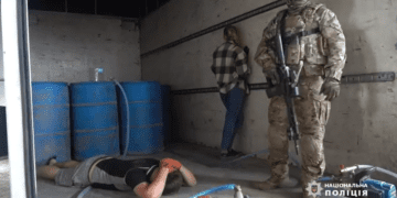 Резонансне затримання на Тернопільщині: викрили злочинну групу, яка продавала сурогат по всій Україні