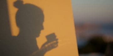 У Тернополі няня взяла на догляд дитину і пішла пиячити