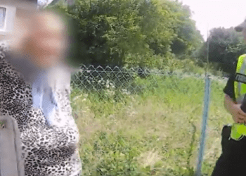 У Козовій жінка віддала шахраям всі заощадження, пропри вмовляння поліції