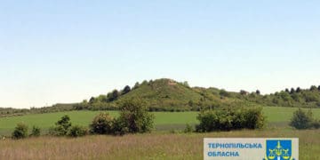 Гримайлівській селищній раді незаконно виділили гектар землі у заповіднику “Медобори”