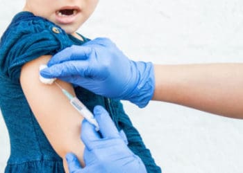 На Тернопільщині проводять catch-up кампанію проти кору для невакцинованих діток