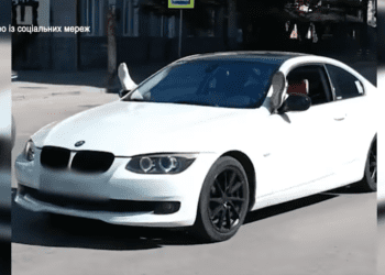 Любителів подрифтувати на вулицях Тернополя розшукали патрульні (Відео)