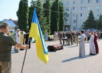 У Шумській громаді день жалоби: прощаються із полеглим захисником Олегом Ярмолюком