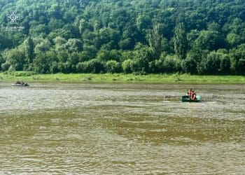 Місцеві жителі виявили тіло 16-річного хлопця, який потонув у Дністрі в Заліщицькій громаді