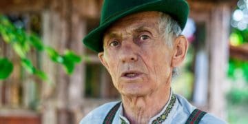 Письменник-сатирик з Тернопільщини Євген Дудар: «Проти брехні треба воювати колючою, болючою і безпощадною правдою»