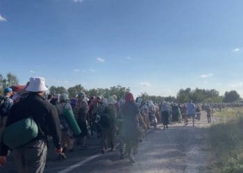 Хресна хода прихильників упц мп зайшла на територію Тернопільської області