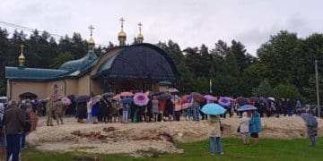 Майже 1300 людей об’єднала Всеукраїнська проща родин загиблих Героїв з усієї України на Кременеччині