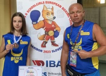 Юна тернопільська боксерка привезла медаль із чемпіонату Європи
