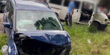 Через масове ДТП ускладнений рух неподалік 3-го км на Тернопільщині