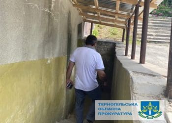 Місцеву владу на Кременеччині через суд зобов’язали привести до ладу укриття