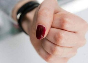 Жінку оштрафували на пів тисячі за побиття чоловіка на Гусятинщині